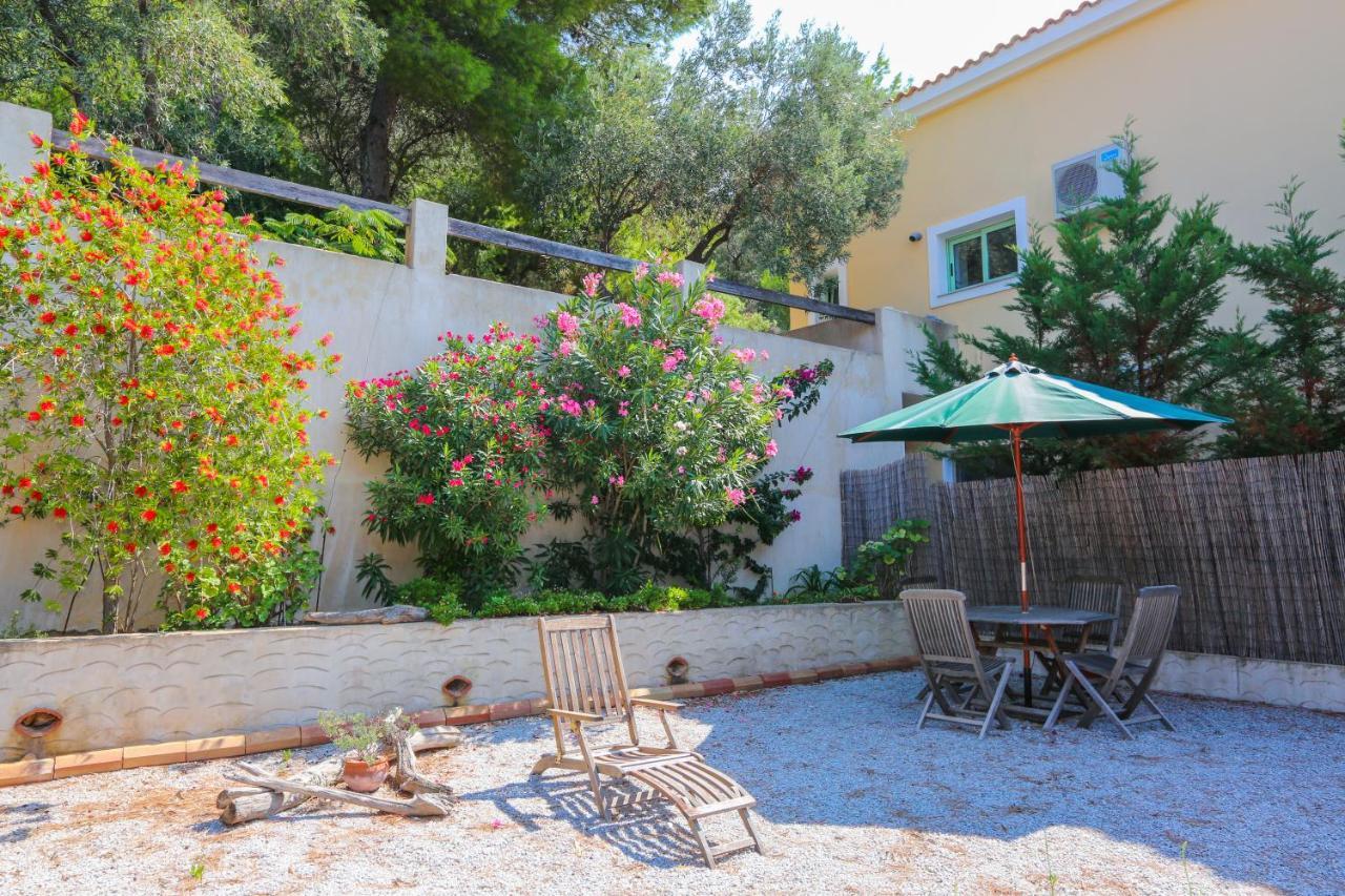 Skiathos Seaview Villa With Pool Punta エクステリア 写真
